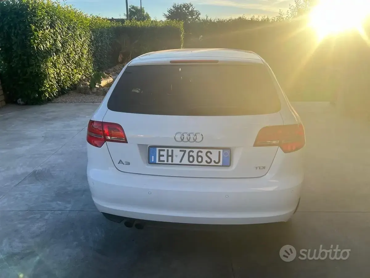 Usata Audi A3 Sportback Ambiente 170 CV (125 kW) 2011 Bianco Utilitaria