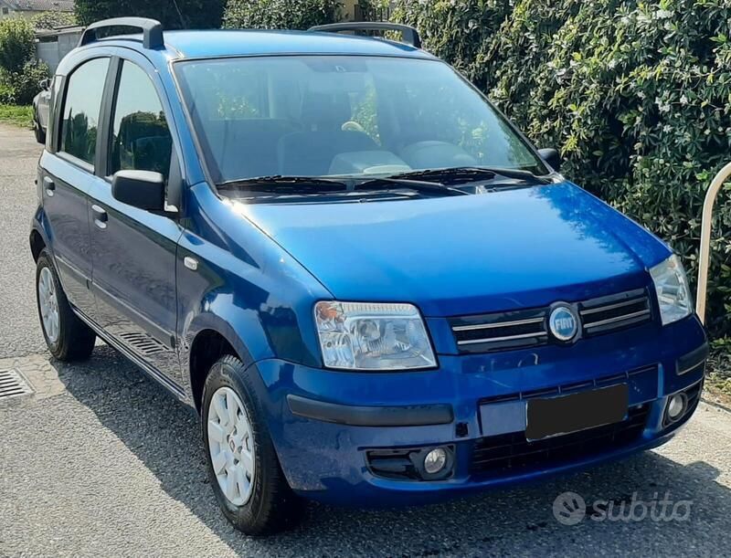 Usata Fiat Panda Dynamic 60 CV (44 kW) 2004 Blu Utilitaria