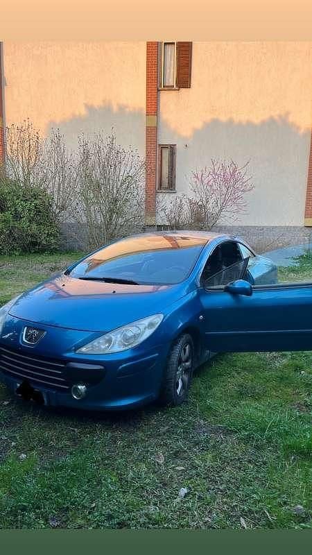 Usata Peugeot 307 CC 109 CV (80 kW) 2007 Cabrio