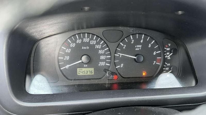 Usata Opel Agila Comfort 58 CV (42 kW) 2003 Blu/azzurro Utilitaria