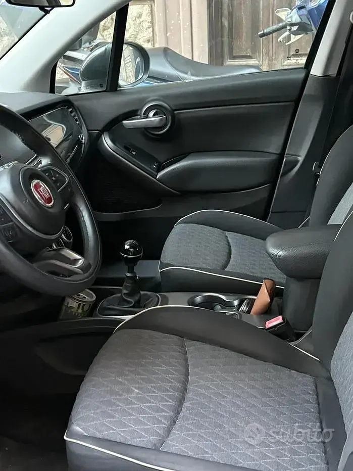 Usata Fiat 500 Cross 120 CV (88 kW) 2018 Station wagon
