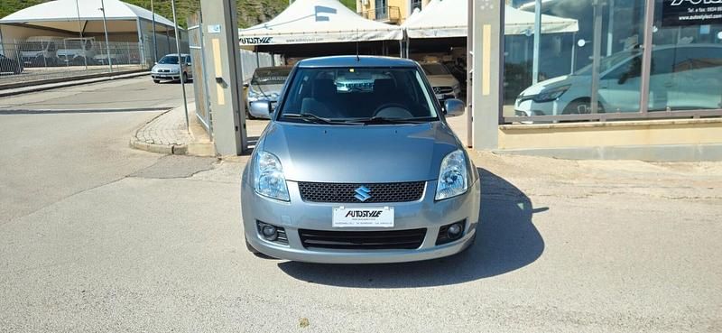 Usata Suzuki Swift 75 CV (55 kW) 2009 Grigio Utilitaria
