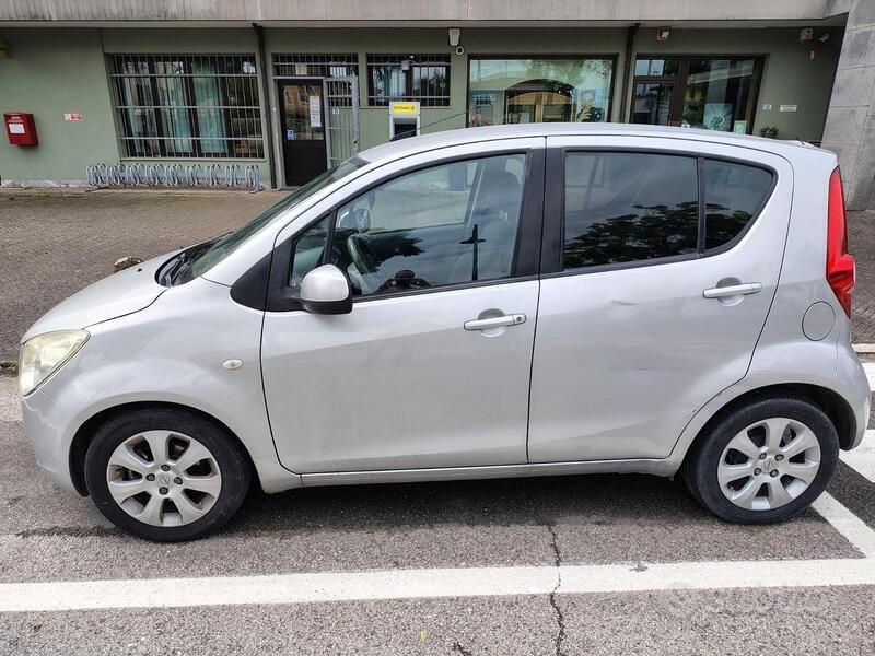 Usata Opel Agila Enjoy 86 CV (63 kW) 2008 Grigio Utilitaria