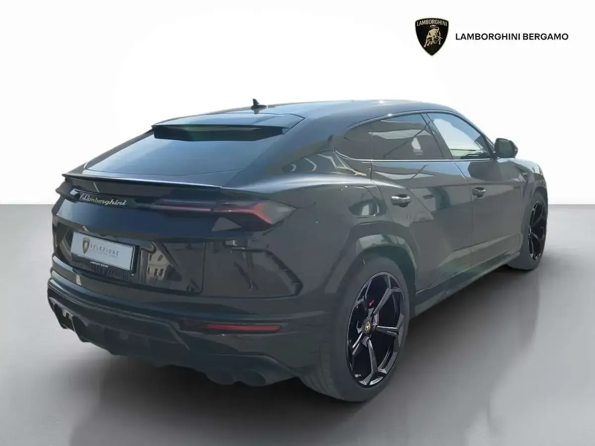 Usata Lamborghini Urus 650 CV (478 kW) 2021 Nero helene SUV