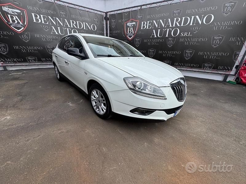 Usata Lancia Delta 120 CV (88 kW) 2010 Bianco Utilitaria