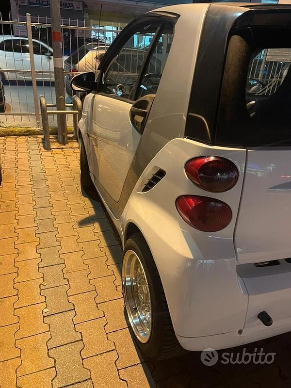 Usata Smart ForTwo Coupé 71 CV (52 kW) 2011 Bianco Coupé