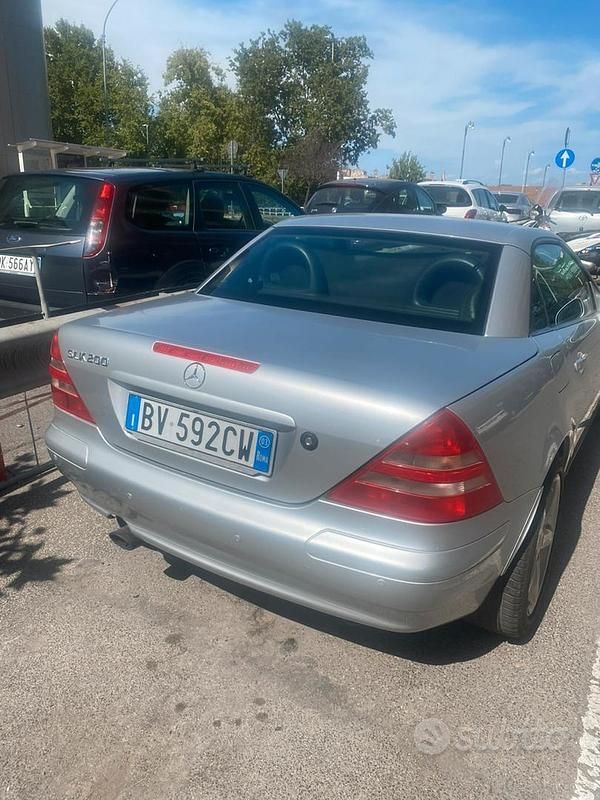 Usata Mercedes SLK200 1998 Grigio Cabrio