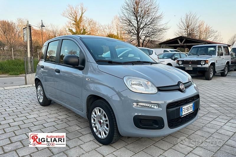 Blu Usata 2019 Fiat Panda Connect Due volumi | 8500 € (Buon prezzo) - Immagine 1/4