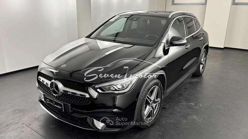 Usata Mercedes GLA180 Premium 150 CV (110 kW) 2022 Nero SUV