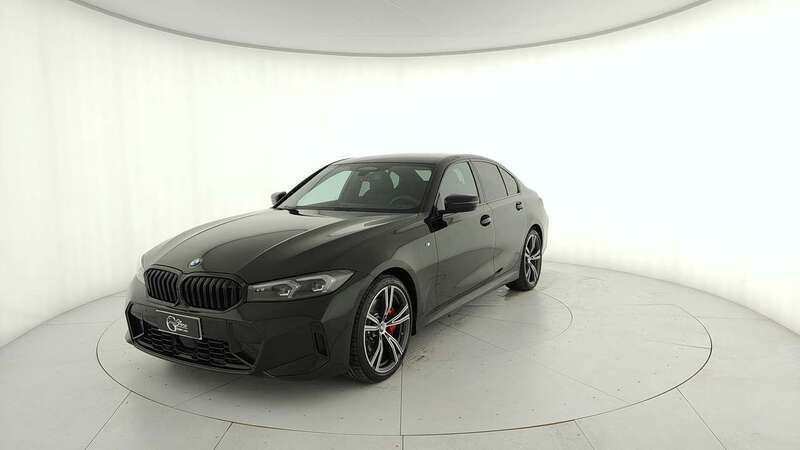Nero Usata 2024 BMW 320e M Sport Tre volumi | 42.500 € (Super prezzo) - Immagine 1/4