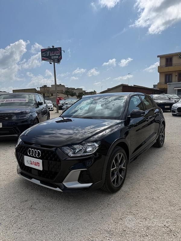 Usata Audi A1 110 CV (80 kW) 2022 Nero SUV