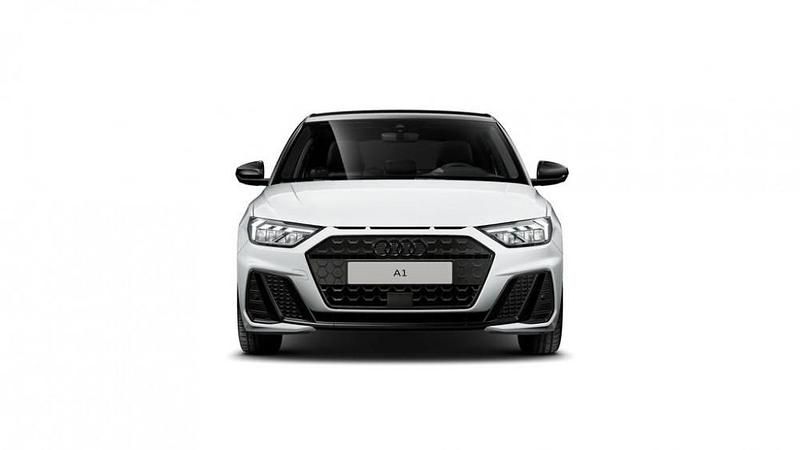 Nuova Audi A1 Sportback 2025 Bianco ghiacciaio metallizzato nero mito Utilitaria