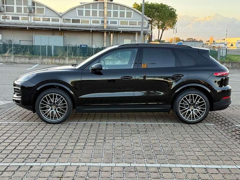 Usata Porsche Cayenne 340 CV (250 kW) 2019 Nero SUV