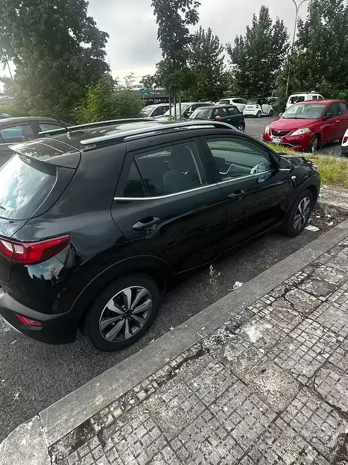 Usata Kia Stonic Style 84 CV (61 kW) 2021 Nero SUV
