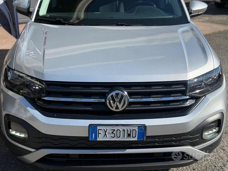 Usata VW T-Cross 95 CV (69 kW) 2019 Grigio SUV