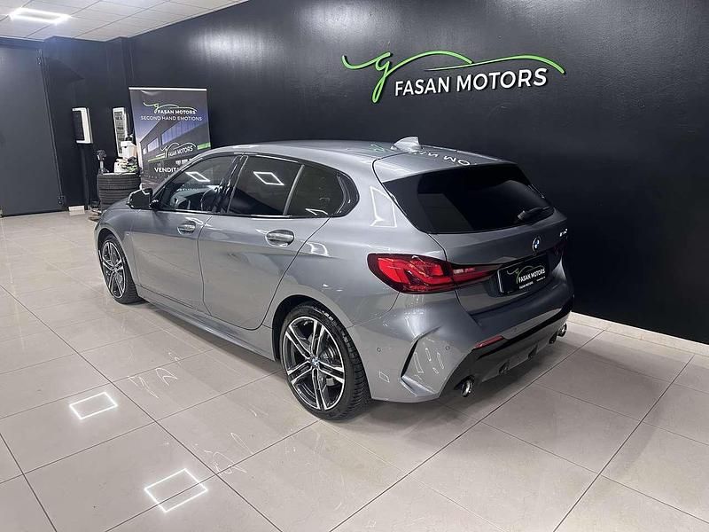 Usata BMW 120 M Sport 190 CV (139 kW) 2022 Grigio Utilitaria