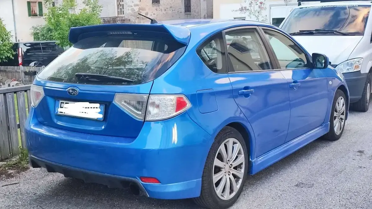 Usata Subaru Impreza Sport 150 CV (110 kW) 2010 Bluazzurro Berlina