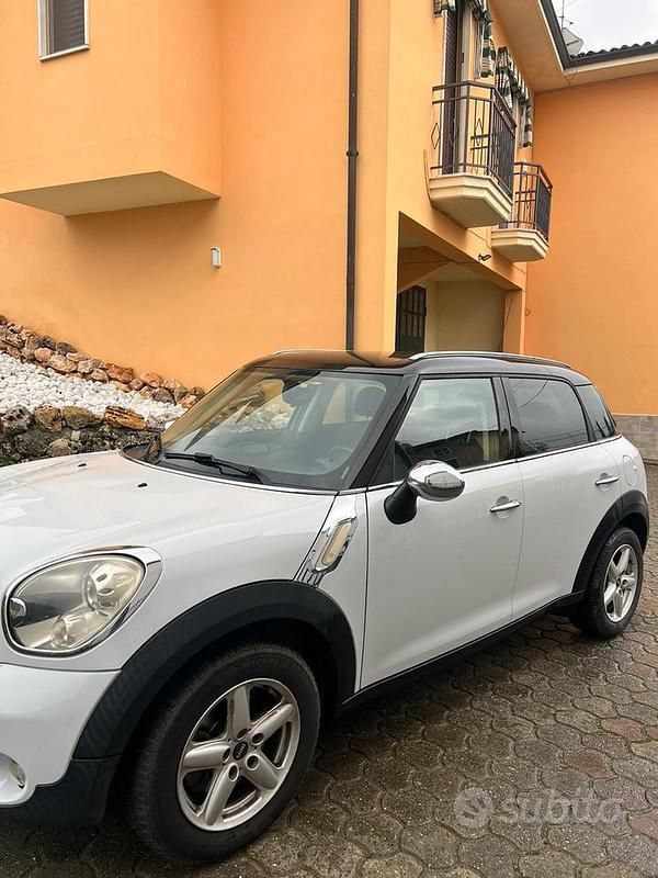 Usado Mini Countryman 122 CV (89 kW) 2010 Blanco SUV