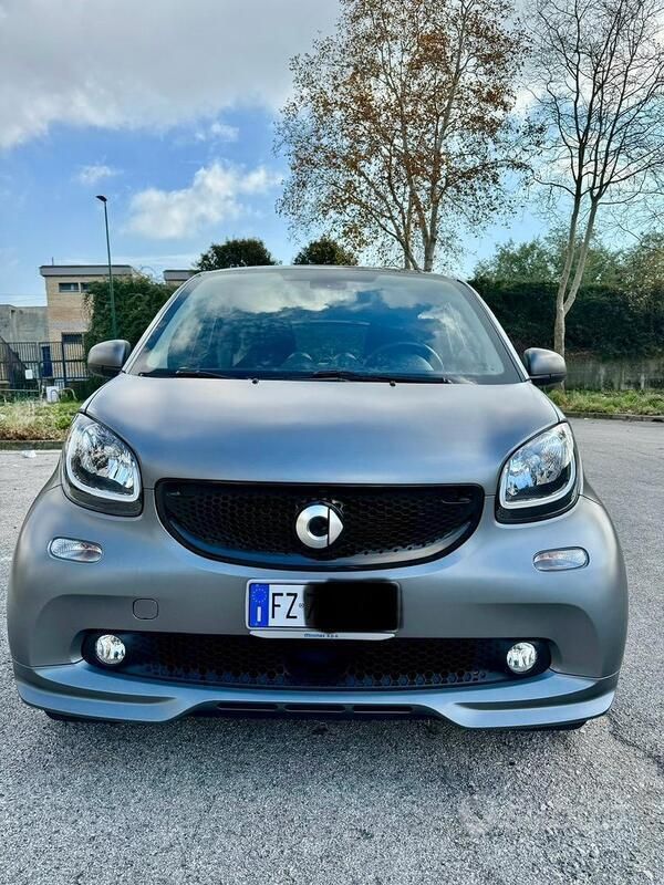 Grigio Usata 2020 Smart ForTwo Coupé Superpassion Coupé | 18.500 € (Buon prezzo) - Immagine 1/4