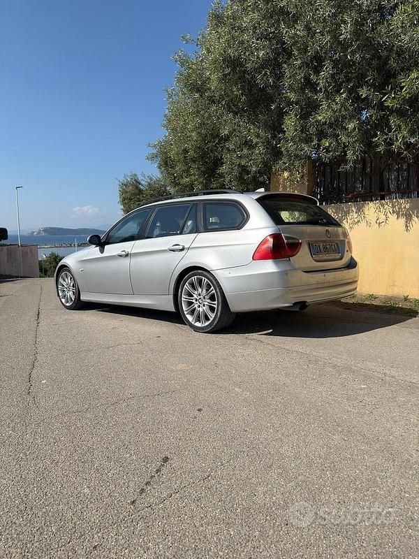 Usata BMW 320 163 CV (119 kW) 2006 Grigio Station wagon