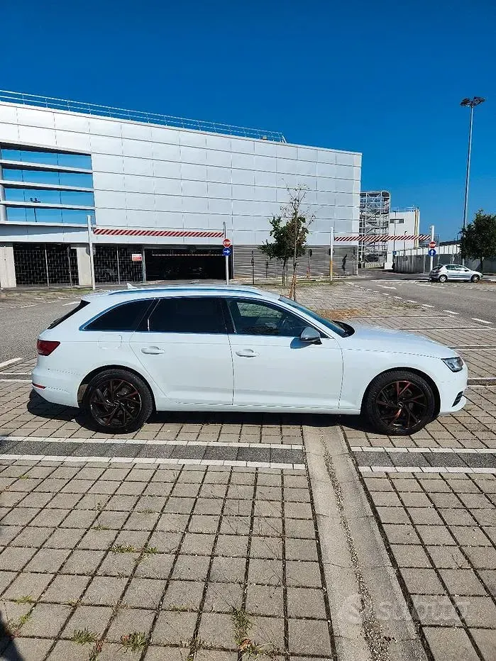 Usata Audi A4 Business 170 CV (125 kW) 2018 Bianco Station wagon