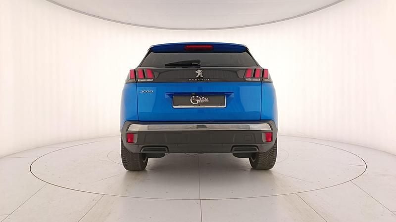 Usata Peugeot 3008 Allure 131 CV (96 kW) 2022 Blu SUV