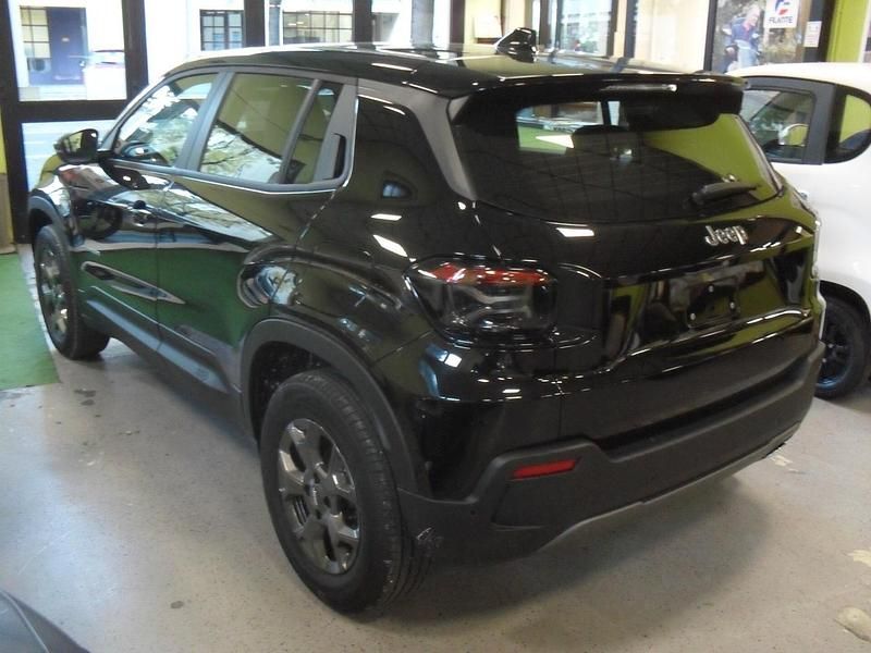 Nuova Jeep Avenger Longitude 100 CV (73 kW) 2025 Nero SUV