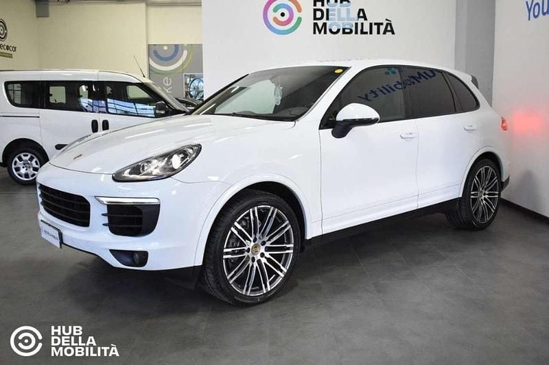 Usata Porsche Cayenne 250 CV (183 kW) 2016 Bianco SUV