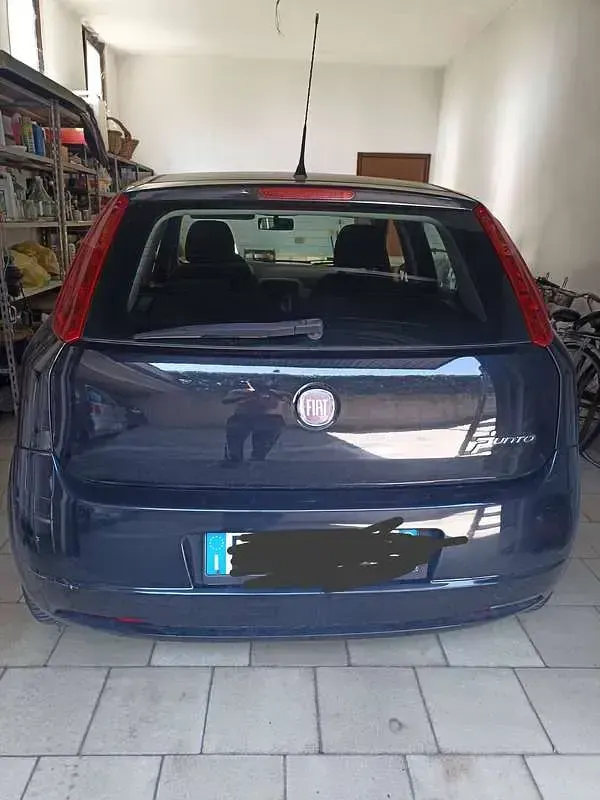 Usata Fiat Grande Punto S 69 CV (50 kW) 2012 Nero Utilitaria