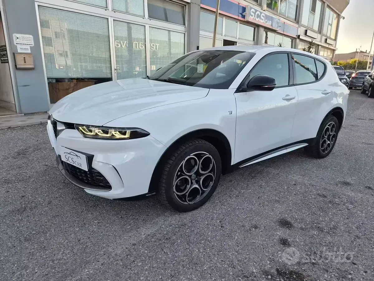Usata Alfa Romeo Tonale Ti 131 CV (96 kW) 2023 Bianco SUV