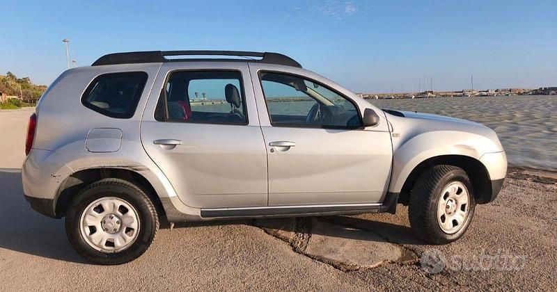 Usata Dacia Duster 107 CV (78 kW) 2013 Grigio SUV