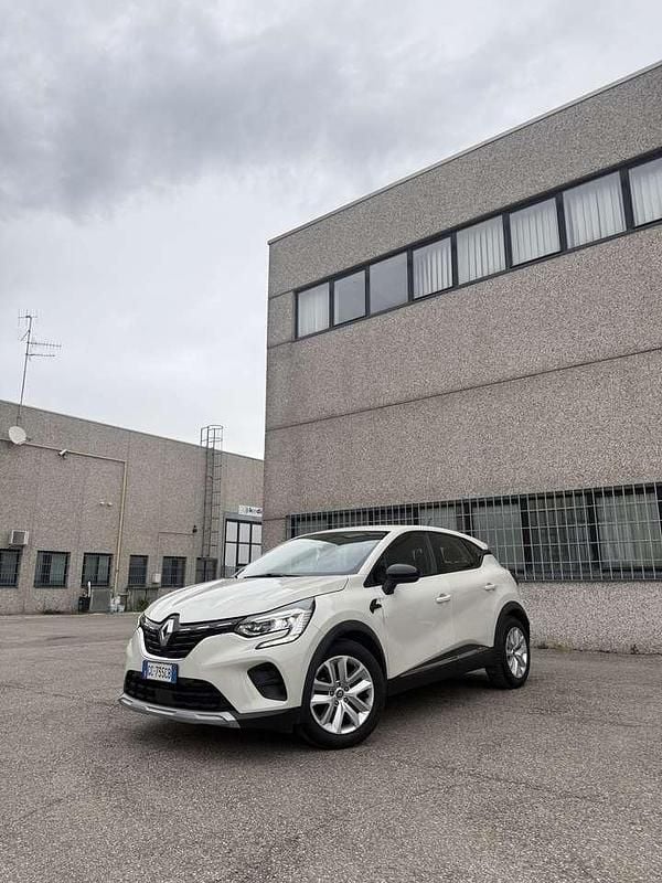 Usata Renault Captur Zen 101 CV (74 kW) 2020 Other SUV