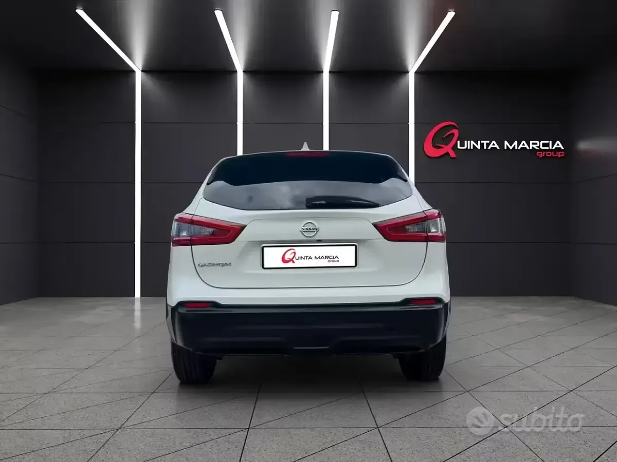 Usata Nissan Qashqai 131 CV (96 kW) 2018 Bianco SUV