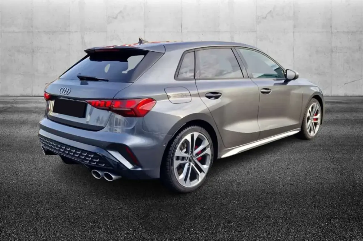Usata Audi S3 333 CV (244 kW) 2025 Grigio Berlina