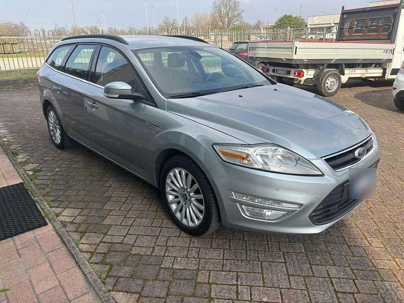 Usata Ford Mondeo Business Edition 116 CV (85 kW) 2014 Argento Station wagon