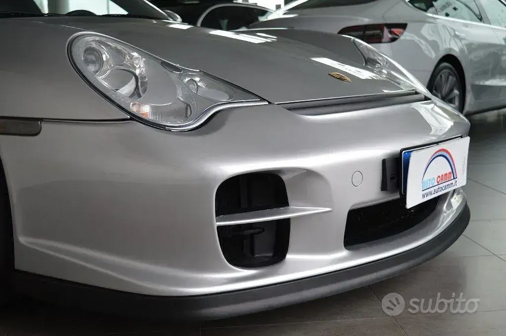 Usata Porsche 996 462 CV (339 kW) 2001 Grigio