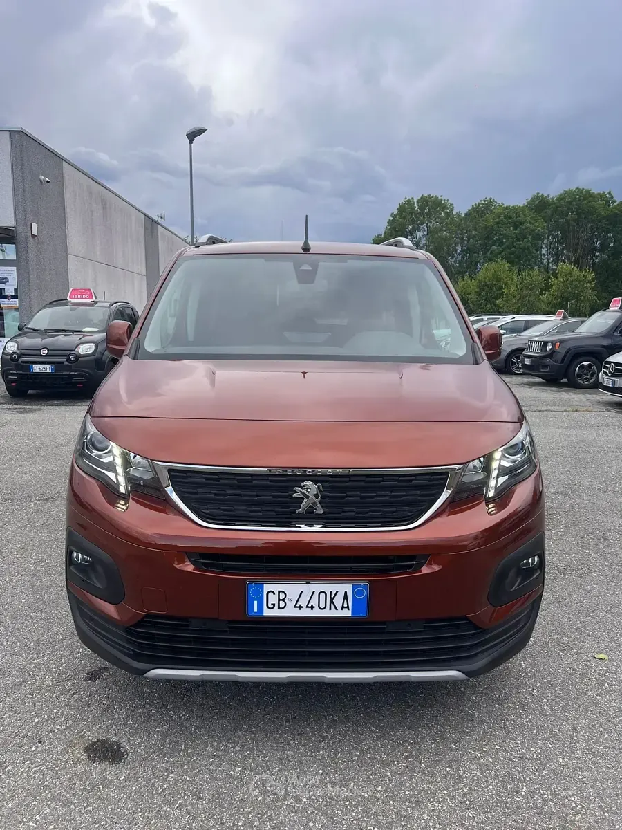 Usata Peugeot Rifter Allure 102 CV (75 kW) 2020 Bronze Monovolume