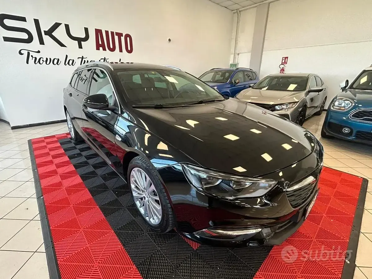 Usata Opel Insignia Innovation 174 CV (127 kW) 2021 Nero Station wagon