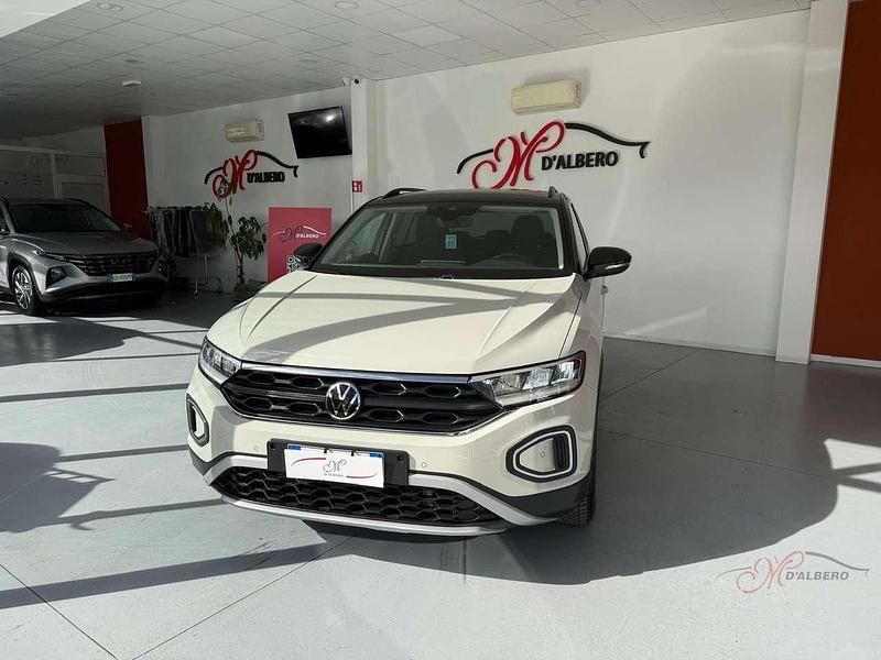 Usata VW T-Roc Life 150 CV (110 kW) 2023 Other SUV