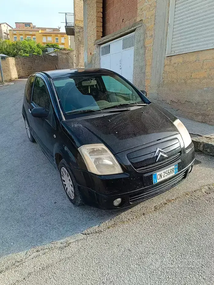 Usata Citroën C2 68 CV (50 kW) 2004 Nero Utilitaria