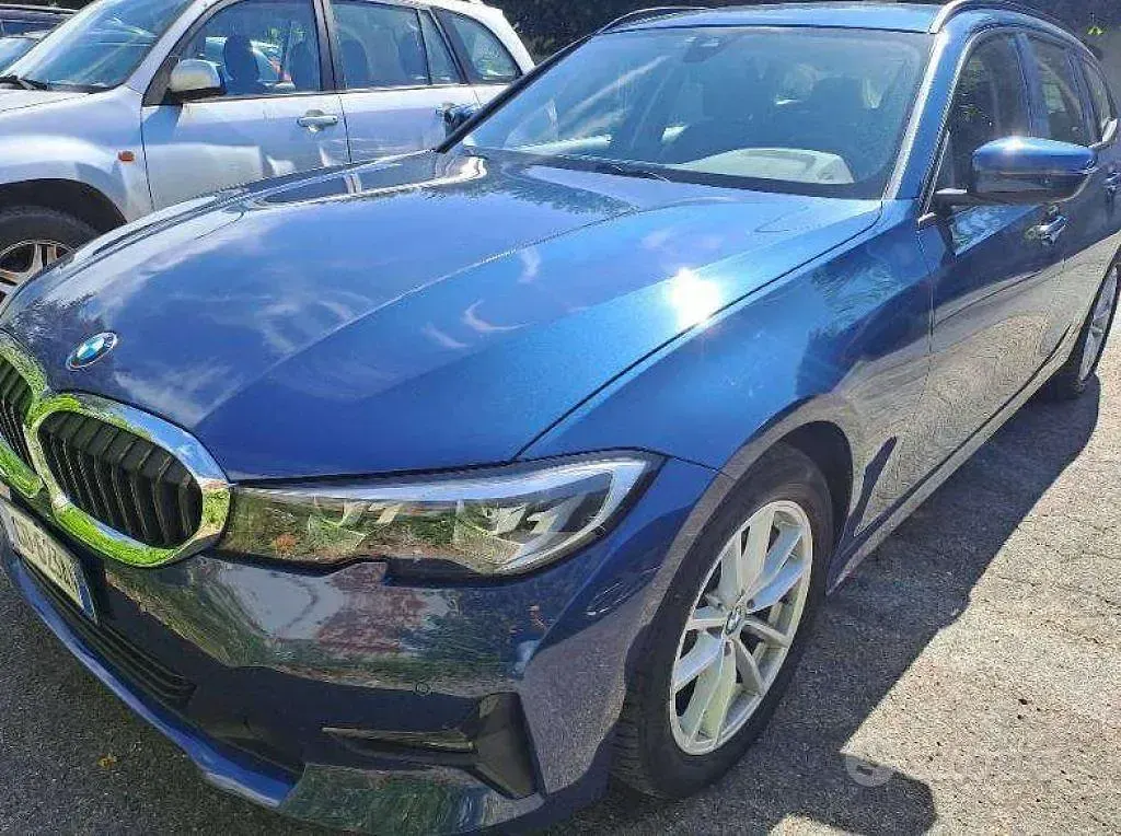 Usata BMW 320 Advantage 190 CV (139 kW) 2020 Blu/azzurro Station wagon