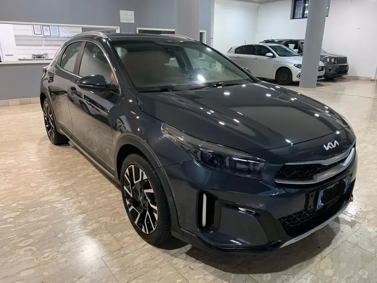Second-hand Kia XCeed 135 CP (99 kW) 2023 Gri SUV