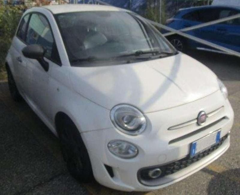 Usata Fiat 500 Lounge 69 CV (50 kW) 2019 Bianco Utilitaria