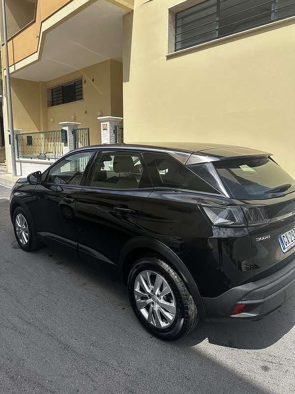 Usata Peugeot 3008 Allure 131 CV (96 kW) 2022 SUV