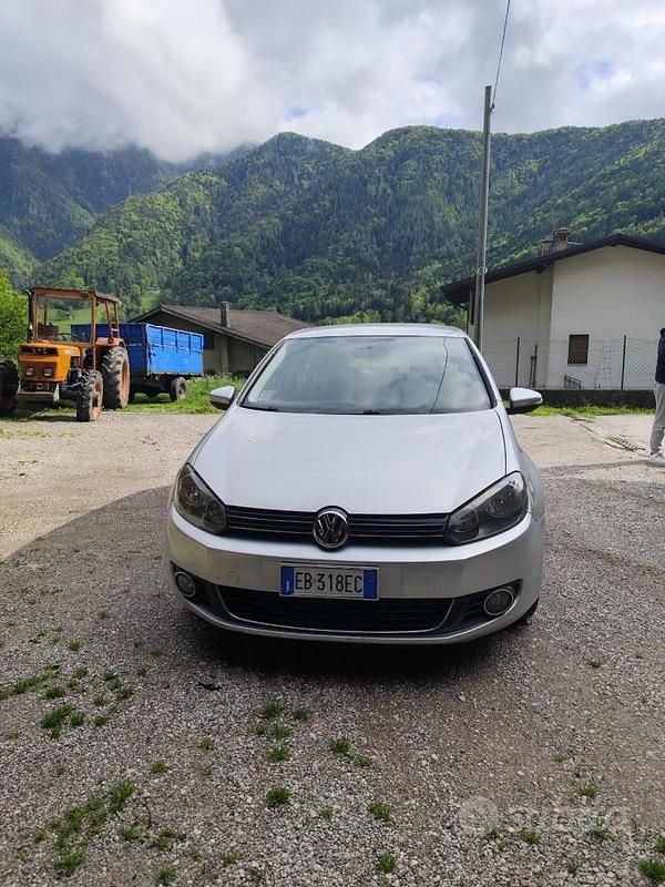 Grigio Usata 2010 VW Golf Plus Highline Monovolume | 8000 € (Molto cara) - Immagine 1/4