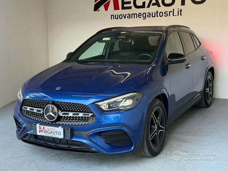 Usata Mercedes GLA200 AMG 150 CV (110 kW) 2024 Blu SUV