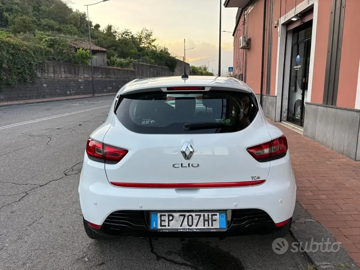 Usata Renault Clio IV 90 CV (66 kW) 2012 Bianco Berlina