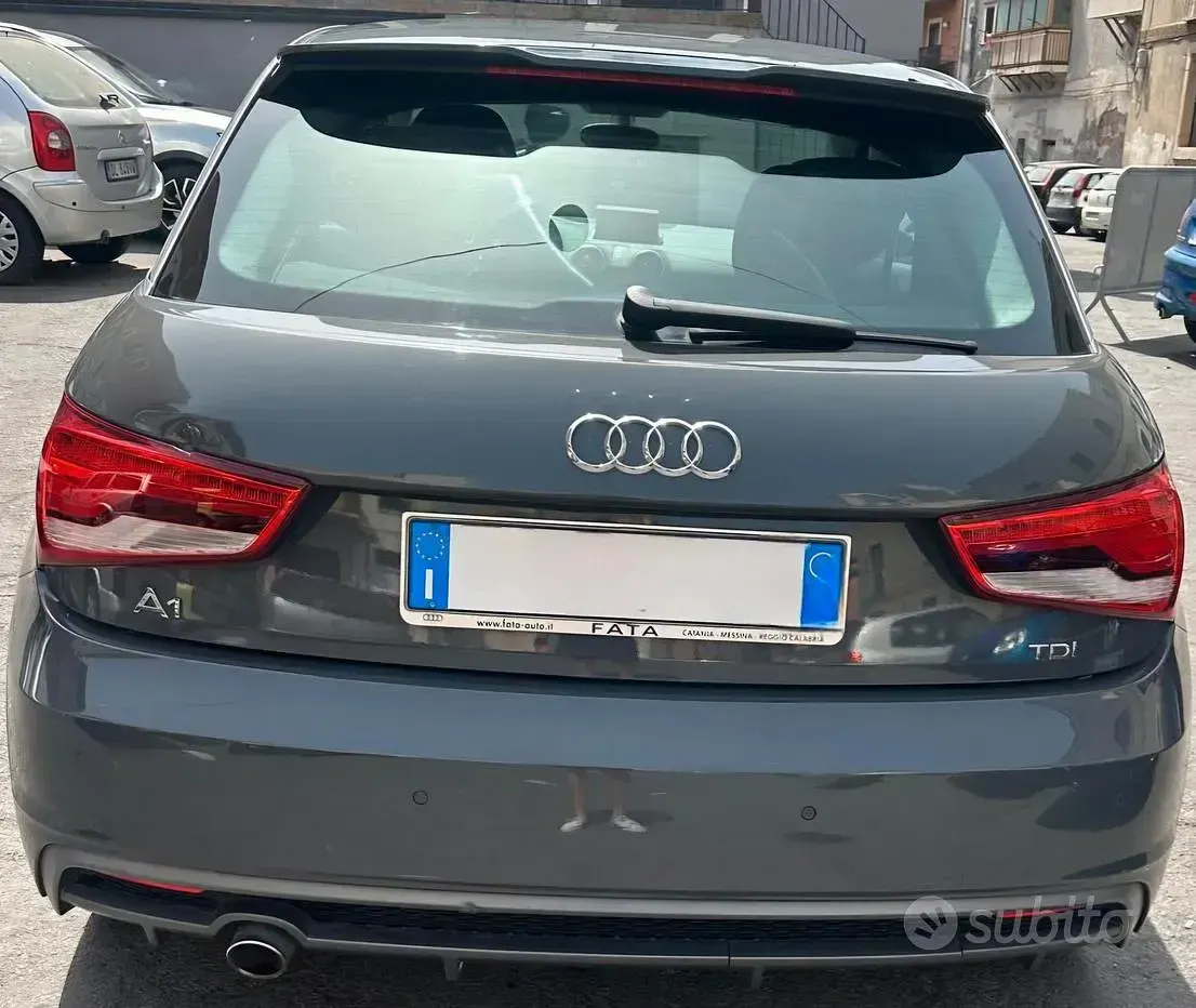 Usata Audi A1 S-Line 90 CV (66 kW) 2016 Grigio Utilitaria