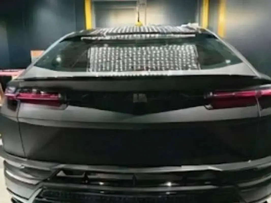 Usata Lamborghini Urus 666 CV (489 kW) 2023 Nero SUV