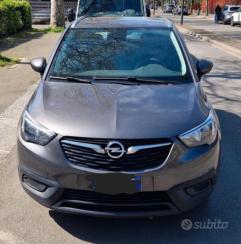 Usata Opel Crossland X S 83 CV (61 kW) 2020 Marrone SUV
